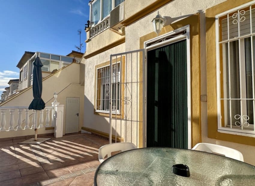 2 quarto Moradia Geminada para venda em Playa Flamenca com piscina - 189 900 € (Ref: 9603493)