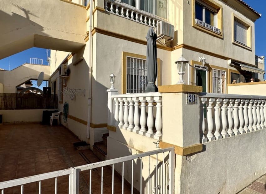 2 quarto Moradia Geminada para venda em Playa Flamenca com piscina - 189 900 € (Ref: 9603493)