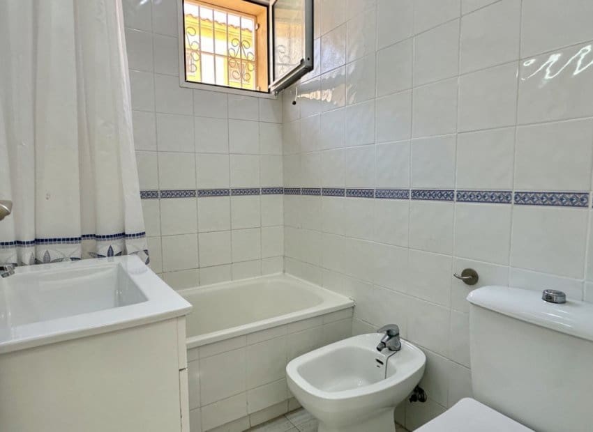 2 quarto Moradia Geminada para venda em Playa Flamenca com piscina - 189 900 € (Ref: 9603493)