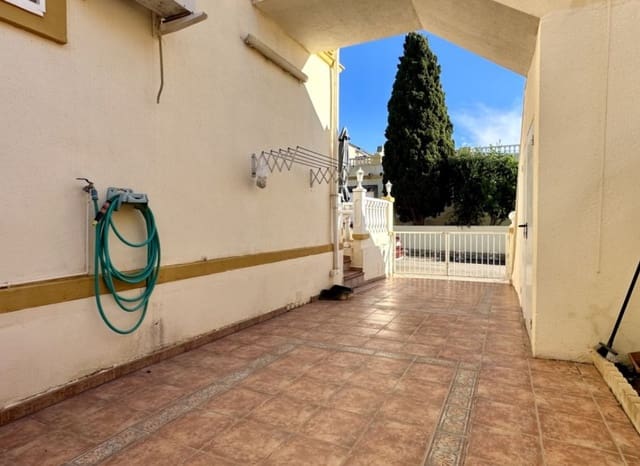 2 quarto Moradia Geminada para venda em Playa Flamenca, Orihuela com piscina - 189 900 € (Ref: 9603493)