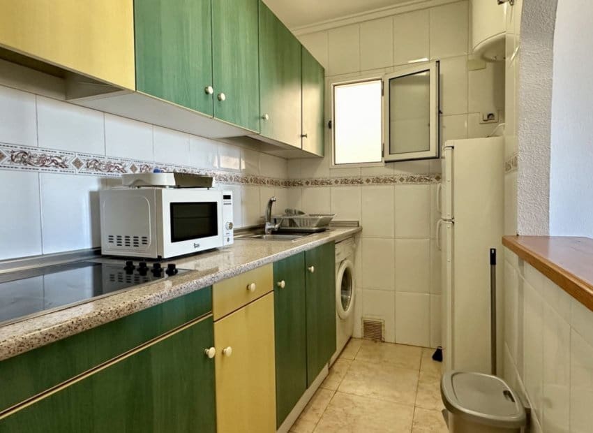 2 chambre Appartement à vendre à Torrevieja avec piscine - 148 500 € (Ref: 9603494)