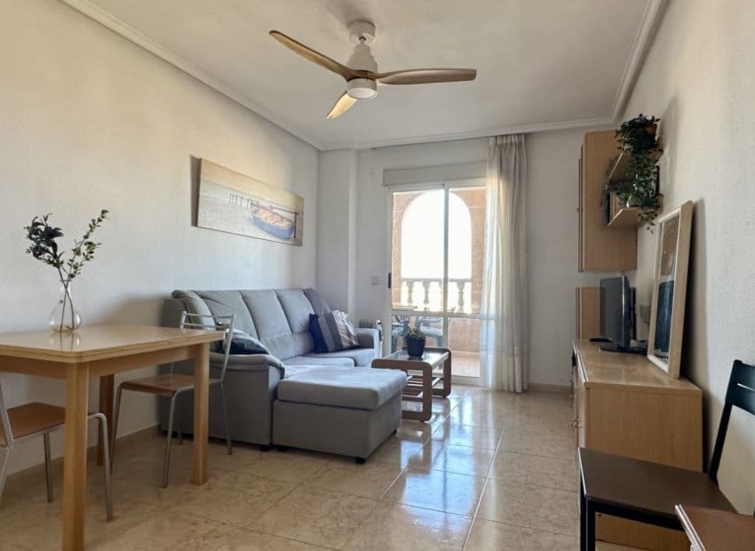 2 chambre Appartement à vendre à Torrevieja avec piscine - 148 500 € (Ref: 9603494)