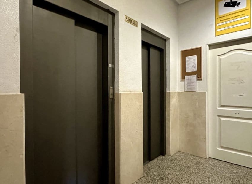 2 chambre Appartement à vendre à Torrevieja avec piscine - 148 500 € (Ref: 9603494)