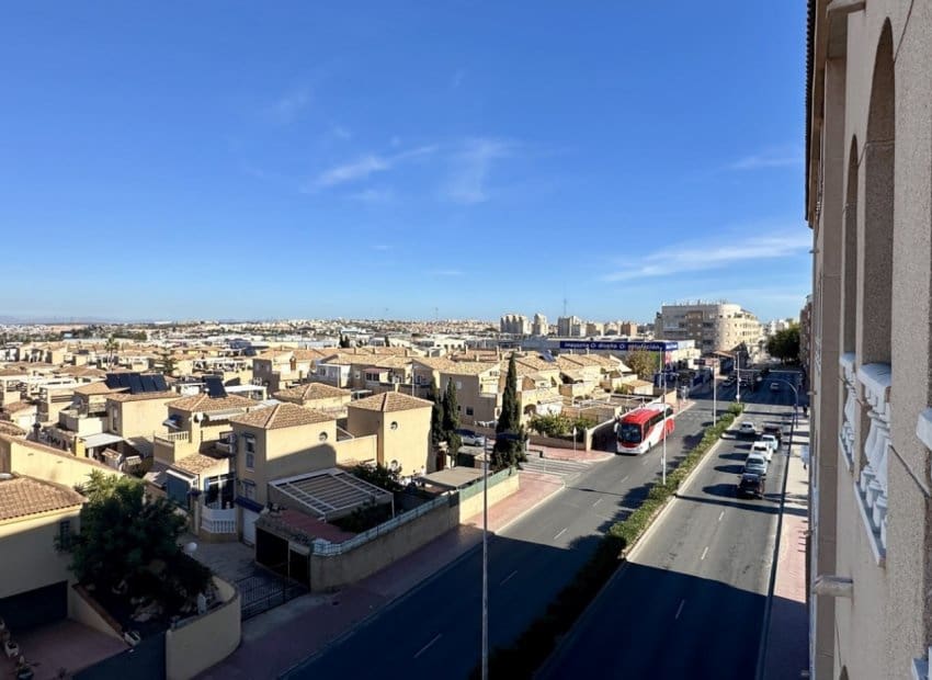 2 chambre Appartement à vendre à Torrevieja avec piscine - 148 500 € (Ref: 9603494)