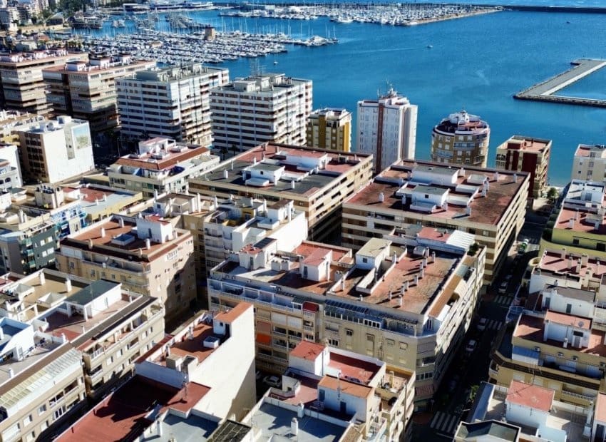 2 soveværelse Lejlighed til salg i Torrevieja - € 159.000 (Ref: 9603495)
