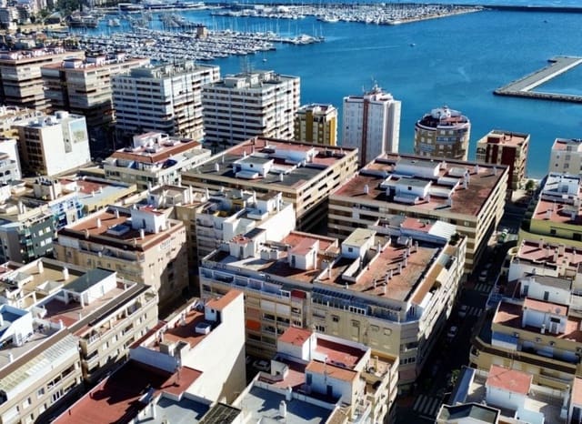 2 soveværelse Lejlighed til salg i Playa del Acequión, Torrevieja - € 159.000 (Ref: 9603495)