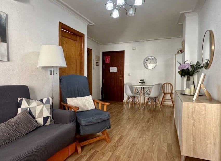 2 soveværelse Lejlighed til salg i Torrevieja - € 159.000 (Ref: 9603495)