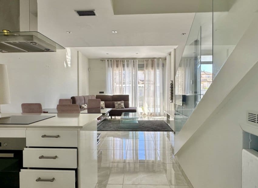 Chalet de 3 habitaciones en Orihuela Costa en venta con piscina - 389.000 € (Ref: 9603497)