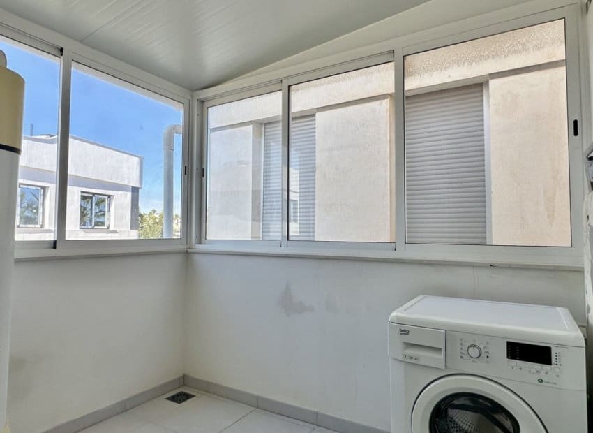 Chalet de 3 habitaciones en Orihuela Costa en venta con piscina - 389.000 € (Ref: 9603497)