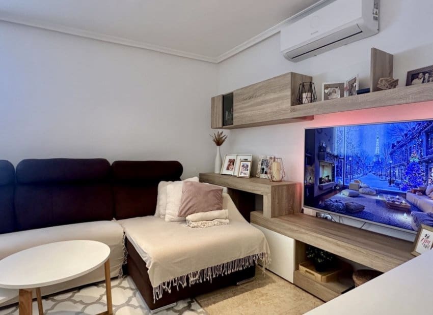 Pareado de 3 habitaciones en La Florida en venta con piscina - 295.000 € (Ref: 9603498)