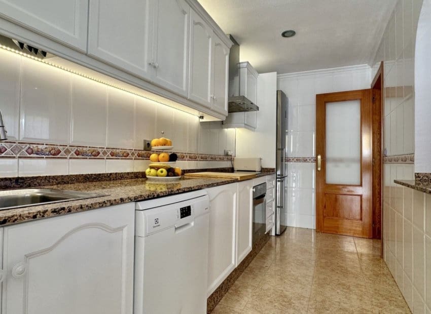 Pareado de 3 habitaciones en La Florida en venta con piscina - 295.000 € (Ref: 9603498)