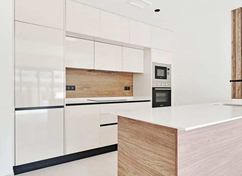 2 sovrum Lägenhet till salu i La Veleta med pool - 379 000 € (Ref: 9603499)