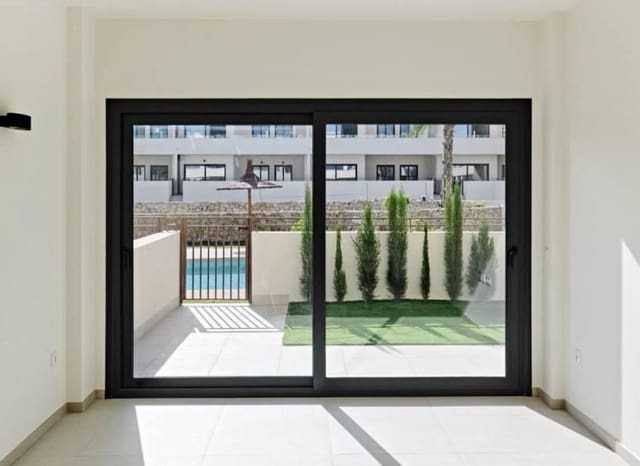 2 sovrum Lägenhet till salu i La Veleta, Torrevieja med pool - 379 000 € (Ref: 9603499)