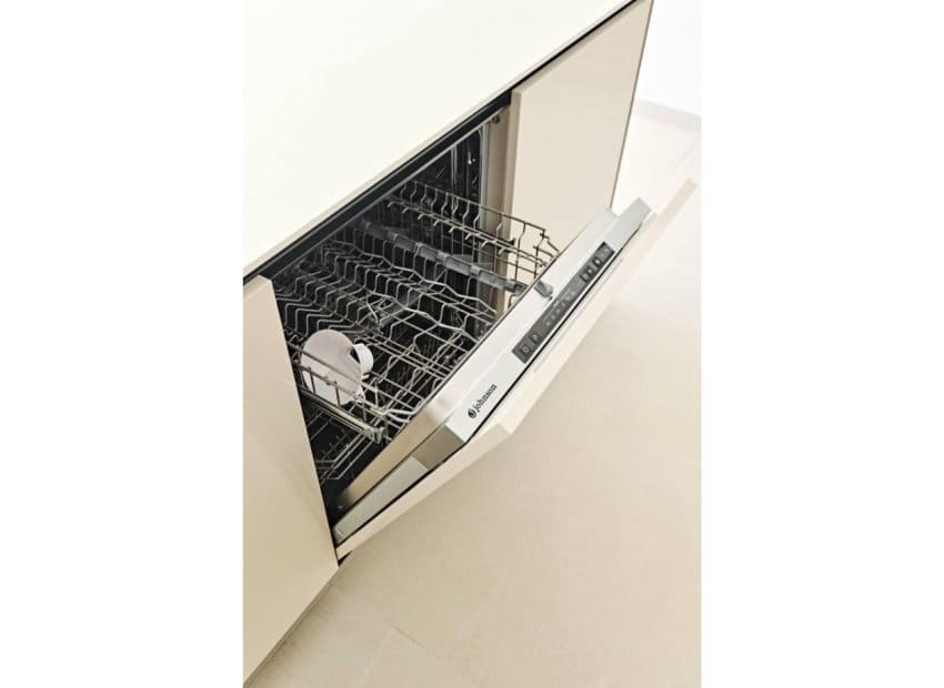 2 sovrum Lägenhet till salu i La Veleta med pool - 379 000 € (Ref: 9603499)