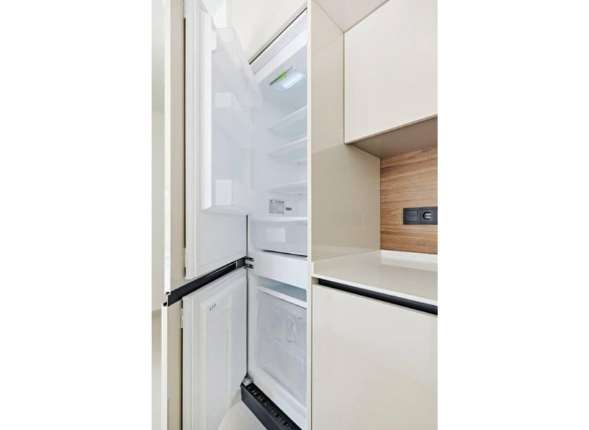 2 sovrum Lägenhet till salu i La Veleta med pool - 379 000 € (Ref: 9603499)