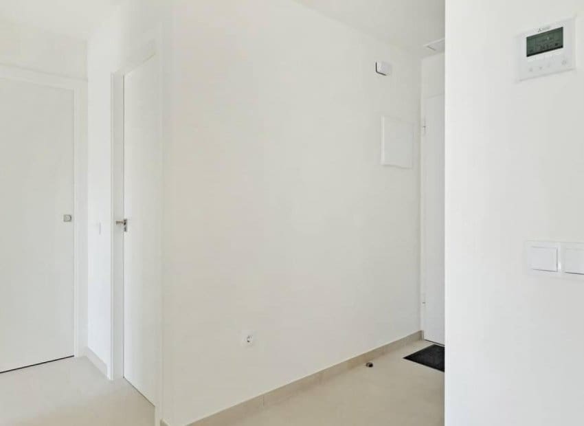 2 sovrum Lägenhet till salu i La Veleta med pool - 379 000 € (Ref: 9603499)