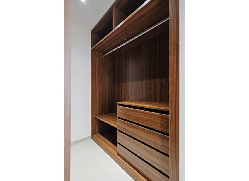 2 sovrum Lägenhet till salu i La Veleta med pool - 379 000 € (Ref: 9603499)