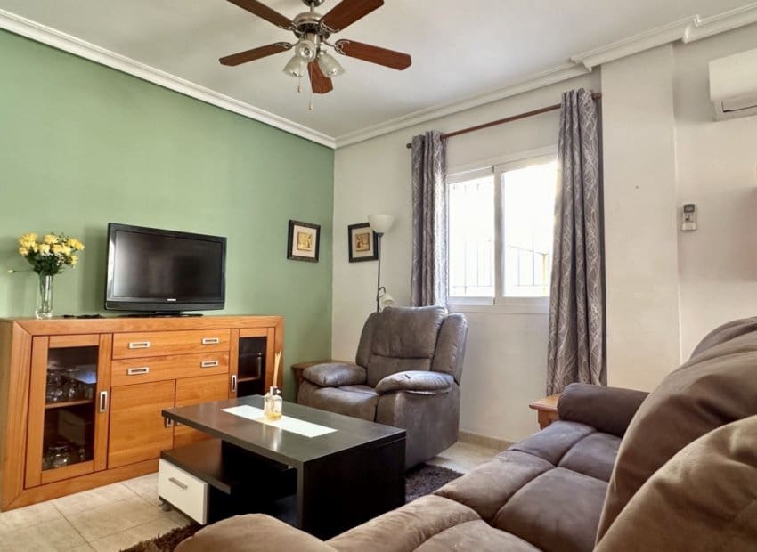 2 bedroom Apartment for sale in Orihuela Costa with pool - € 275,000 (Ref: 9603501)