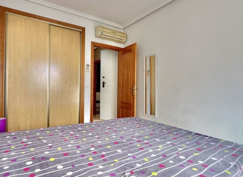 2 bedroom Apartment for sale in Orihuela Costa with pool - € 275,000 (Ref: 9603501)