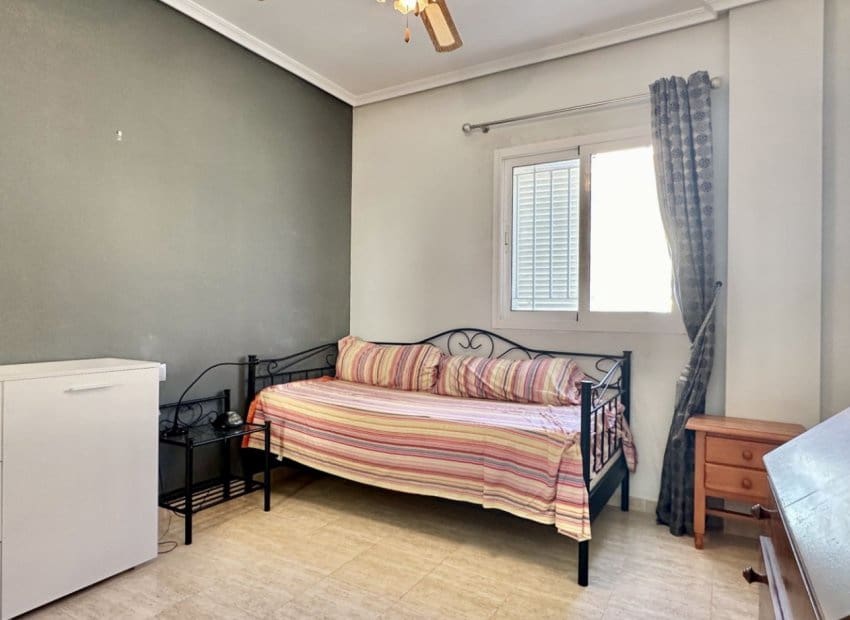 2 bedroom Apartment for sale in Orihuela Costa with pool - € 275,000 (Ref: 9603501)