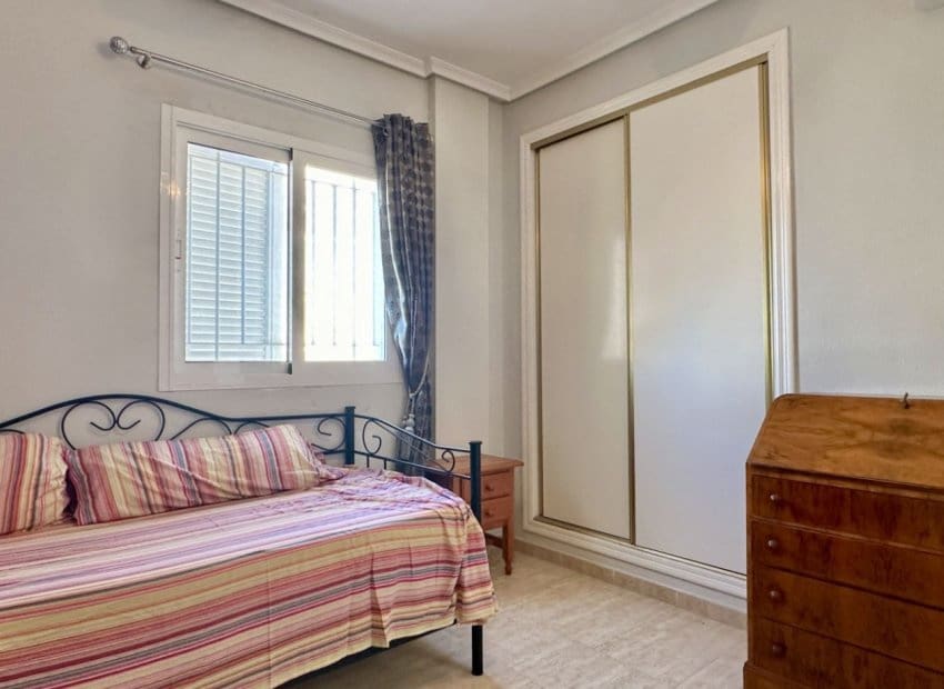 2 bedroom Apartment for sale in Orihuela Costa with pool - € 275,000 (Ref: 9603501)