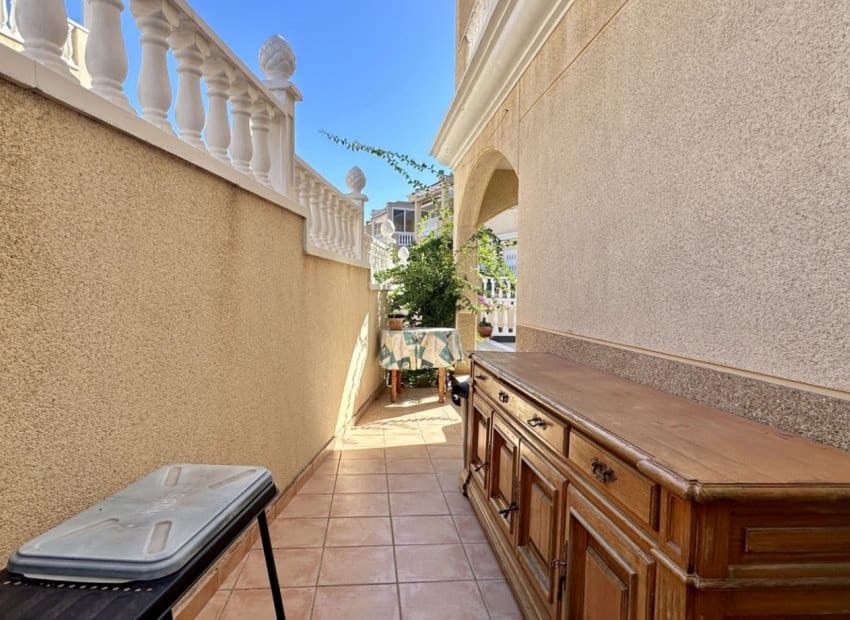 2 bedroom Apartment for sale in Orihuela Costa with pool - € 275,000 (Ref: 9603501)