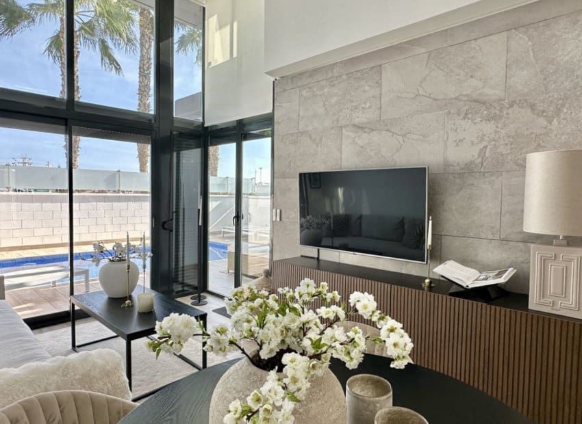 3 bedroom Villa for sale in Orihuela Costa with pool - € 449,950 (Ref: 9603502)