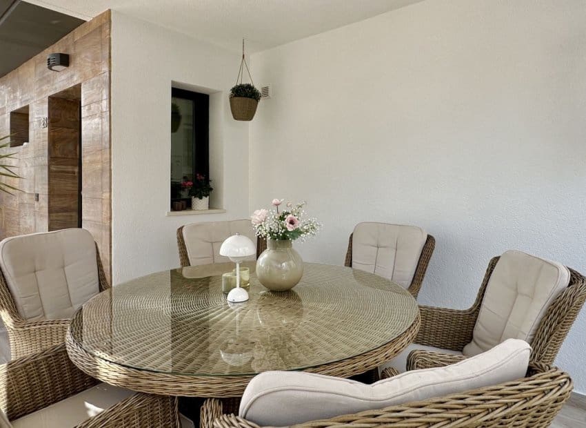 3 bedroom Villa for sale in Orihuela Costa with pool - € 449,950 (Ref: 9603502)