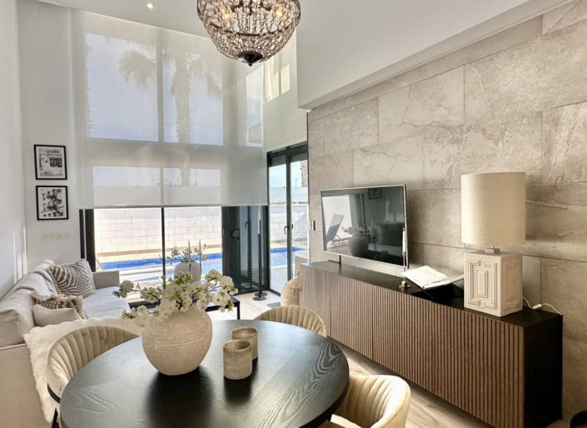 3 bedroom Villa for sale in Orihuela Costa with pool - € 449,950 (Ref: 9603502)