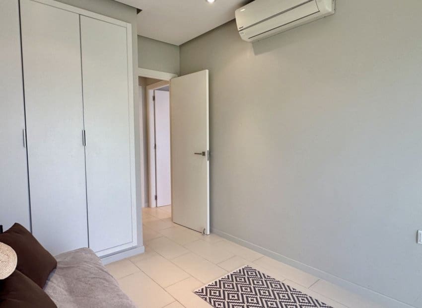 2 sypialnia Apartament na sprzedaż w Orihuela Costa z basenem - 255 000 € (Ref: 9603503)