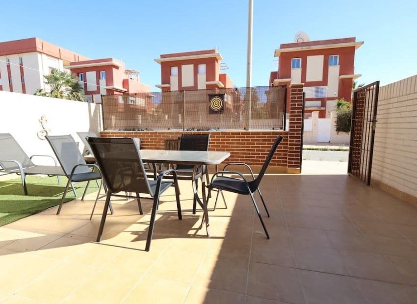 3 camera da letto Appartamento in vendita in Orihuela Costa con piscina - 185.000 € (Rif: 9606409)