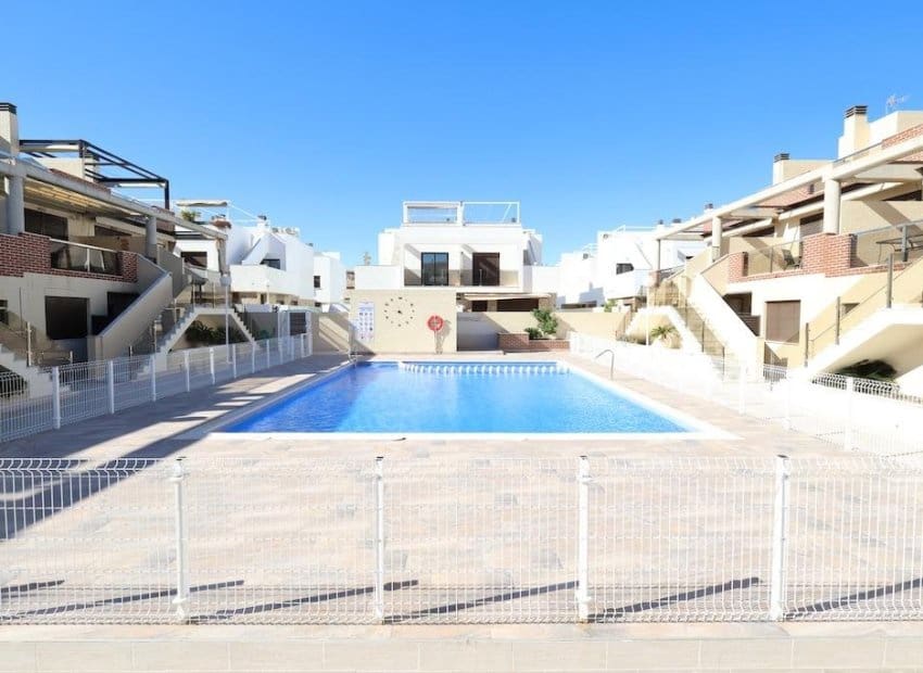 3 camera da letto Appartamento in vendita in Orihuela Costa con piscina - 185.000 € (Rif: 9606409)