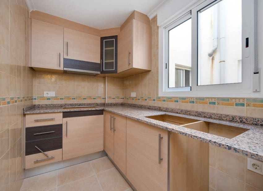 2 Zimmer Apartment zu verkaufen in San Fulgencio mit Pool - 146.000 € (Ref: 9606410)