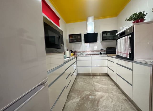 3 makuuhuone Omakotitalo myytävänä paikassa Bigastro - 165 000 € (Ref: 9606411)