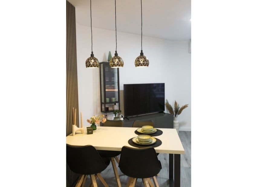 2 bedroom Beach Apartment for sale in Torrevieja - € 199,900 (Ref: 9609570)