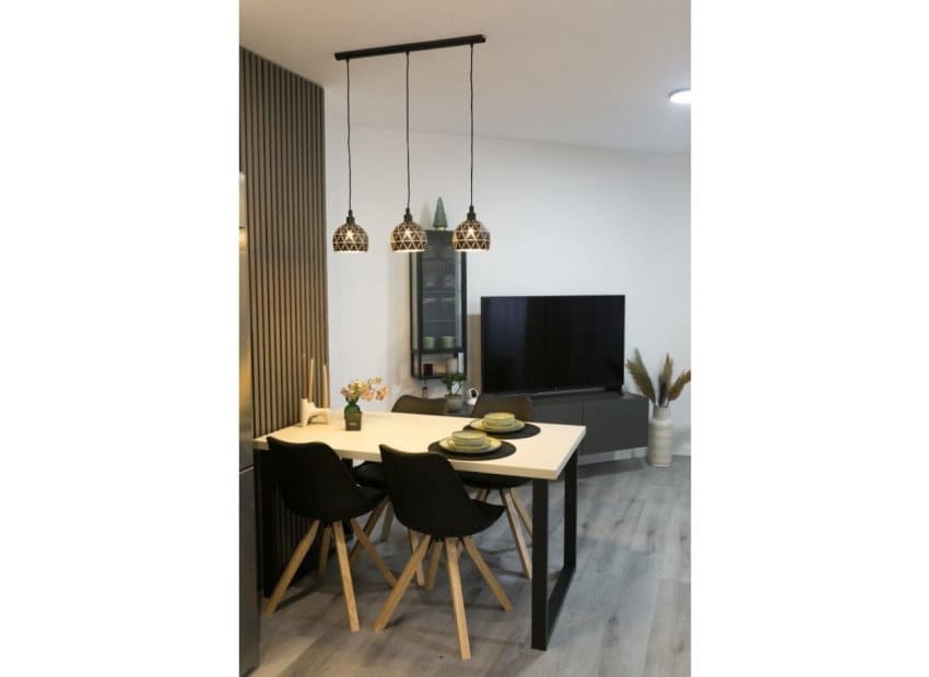 2 bedroom Beach Apartment for sale in Torrevieja - € 199,900 (Ref: 9609570)