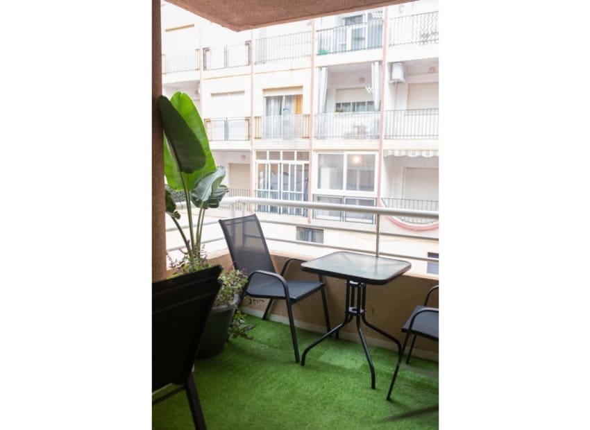 2 bedroom Beach Apartment for sale in Torrevieja - € 199,900 (Ref: 9609570)