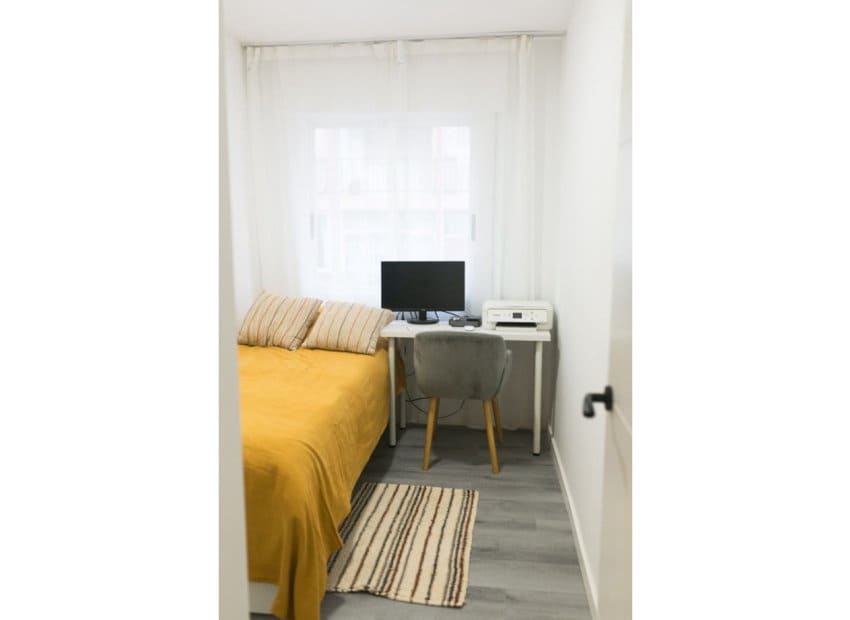 2 bedroom Beach Apartment for sale in Torrevieja - € 199,900 (Ref: 9609570)