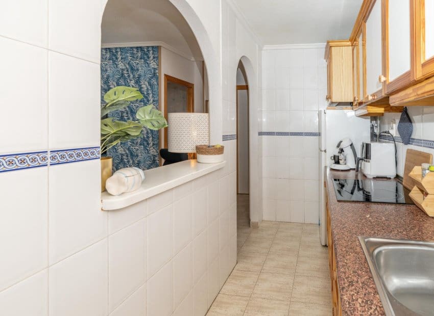 2 sovrum Lägenhet till salu i Torrevieja med pool - 139 900 € (Ref: 9609571)