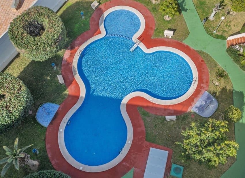 2 sovrum Lägenhet till salu i Torrevieja med pool - 139 900 € (Ref: 9609571)