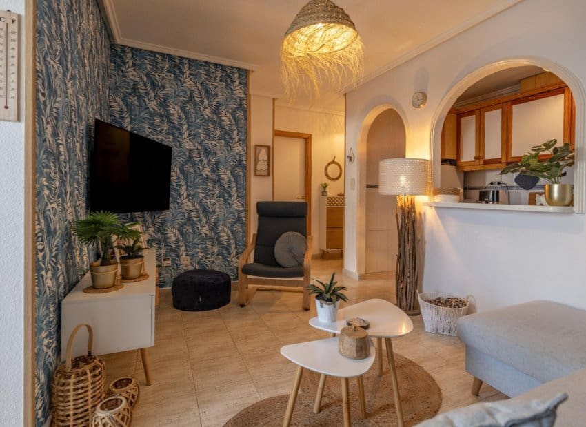 2 sovrum Lägenhet till salu i Torrevieja med pool - 139 900 € (Ref: 9609571)