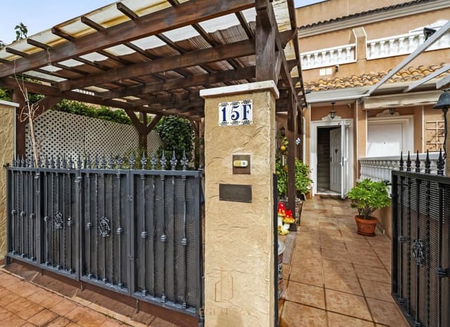 2 soverom Hus til salgs i Los Dolses, Orihuela med svømmebasseng - € 215 000 (Ref: 9609573)