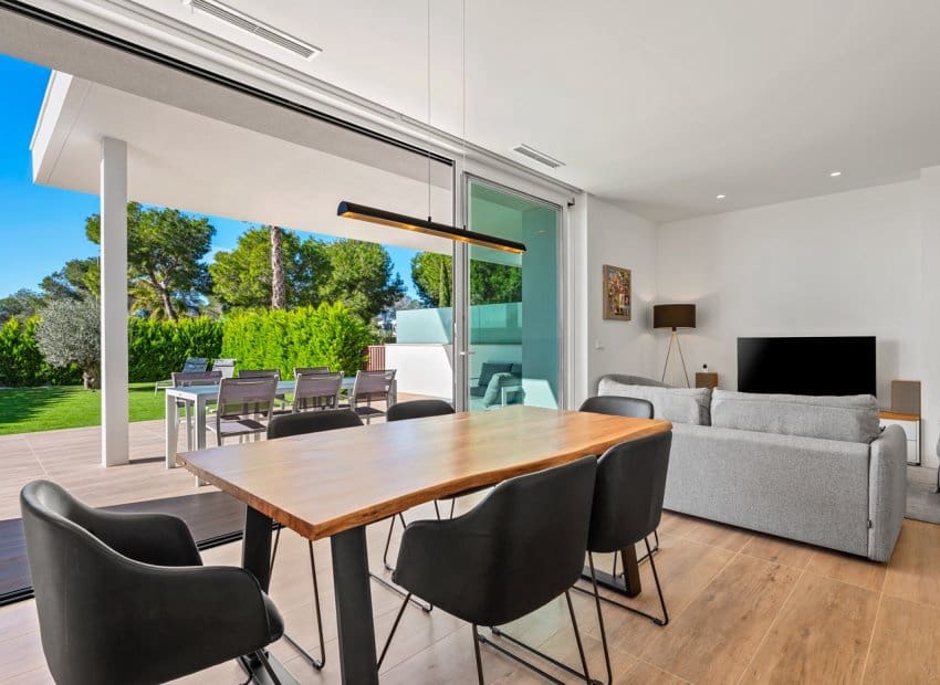 2 sovrum Lägenhet till salu i Las Colinas Golf med pool - 460 000 € (Ref: 9609574)