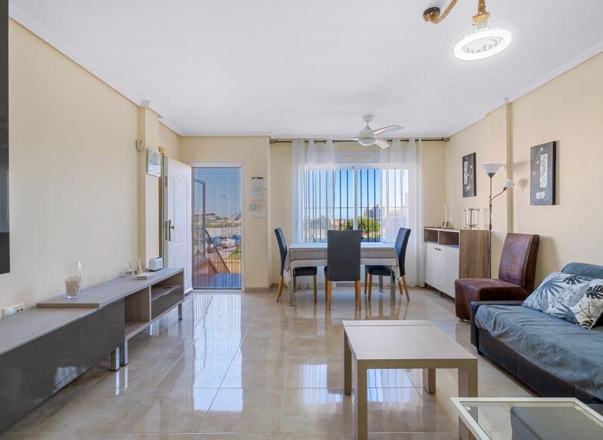 3 soverom Hus til salgs i Orihuela Costa med svømmebasseng - € 289 000 (Ref: 9609575)