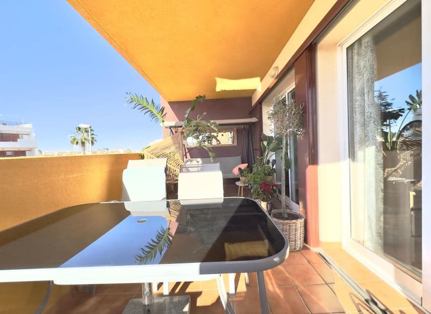 2 bedroom Apartment for sale in Orihuela Costa with pool - € 249,000 (Ref: 9609578)