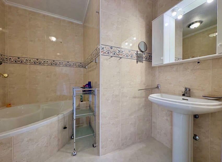 2 Zimmer Haus zu verkaufen in Dona Pepa mit Pool - 165.000 € (Ref: 9609579)