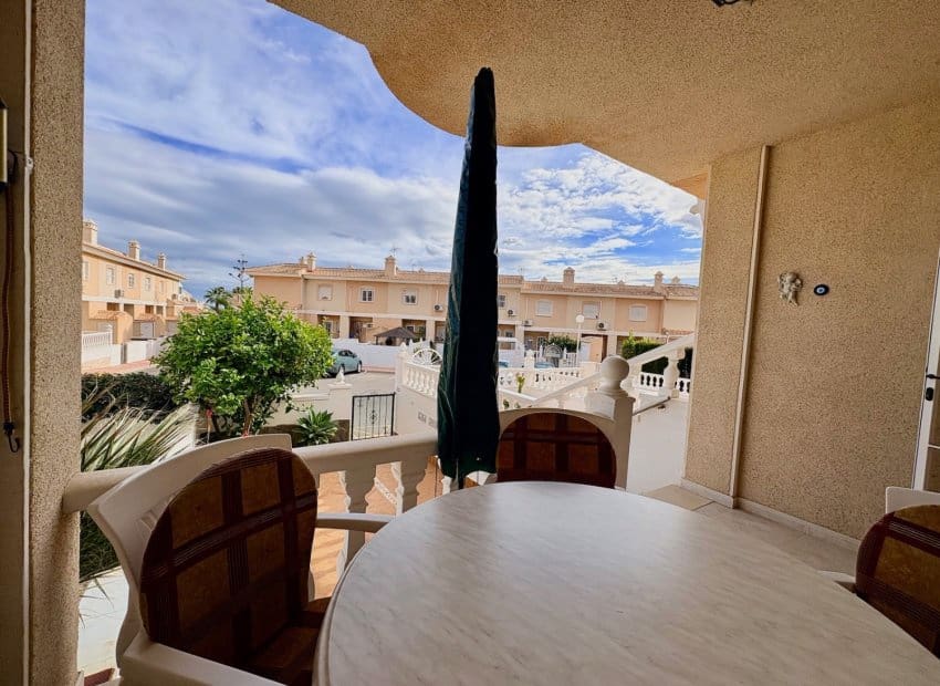 2 Zimmer Haus zu verkaufen in Dona Pepa mit Pool - 165.000 € (Ref: 9609579)