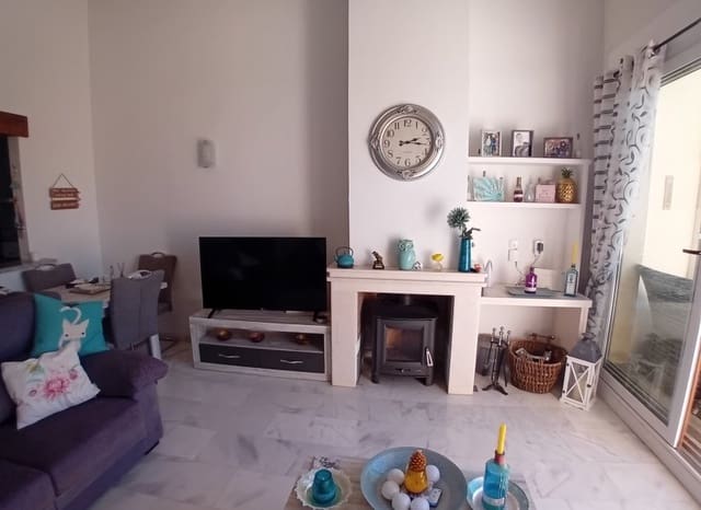 2 bedroom Bungalow for sale in Algorfa with pool - € 260,000 (Ref: 9609580)