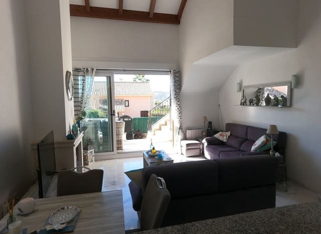 2 bedroom Bungalow for sale in Algorfa with pool - € 260,000 (Ref: 9609580)
