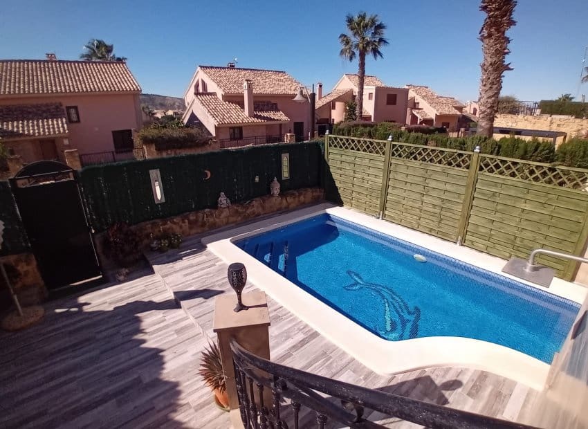 2 bedroom Bungalow for sale in Algorfa with pool - € 260,000 (Ref: 9609580)